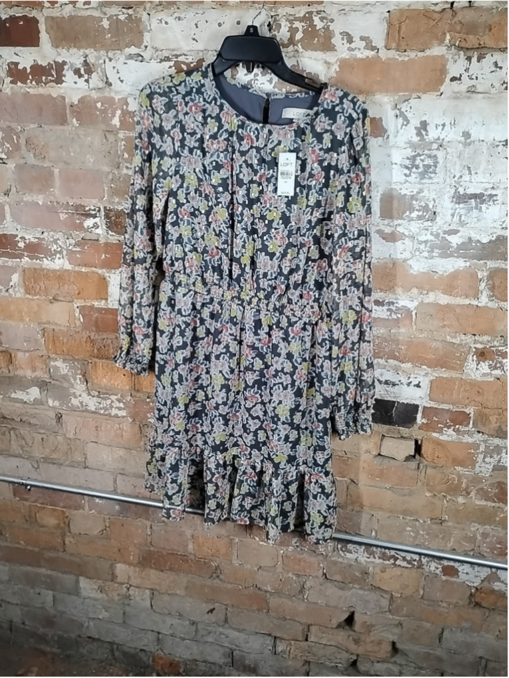 Loft Dress Womens Small Black Pink Floral Flower Gold Shimmer Ruffle Feminine